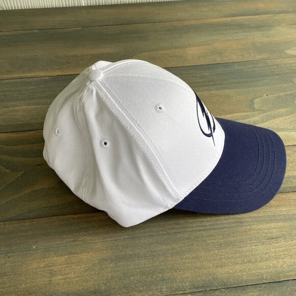 Tampa Bay Lightning White Blue NHL Hockey Strapback Hat Cap SGA Lexus (F8) - Picture 5 of 7